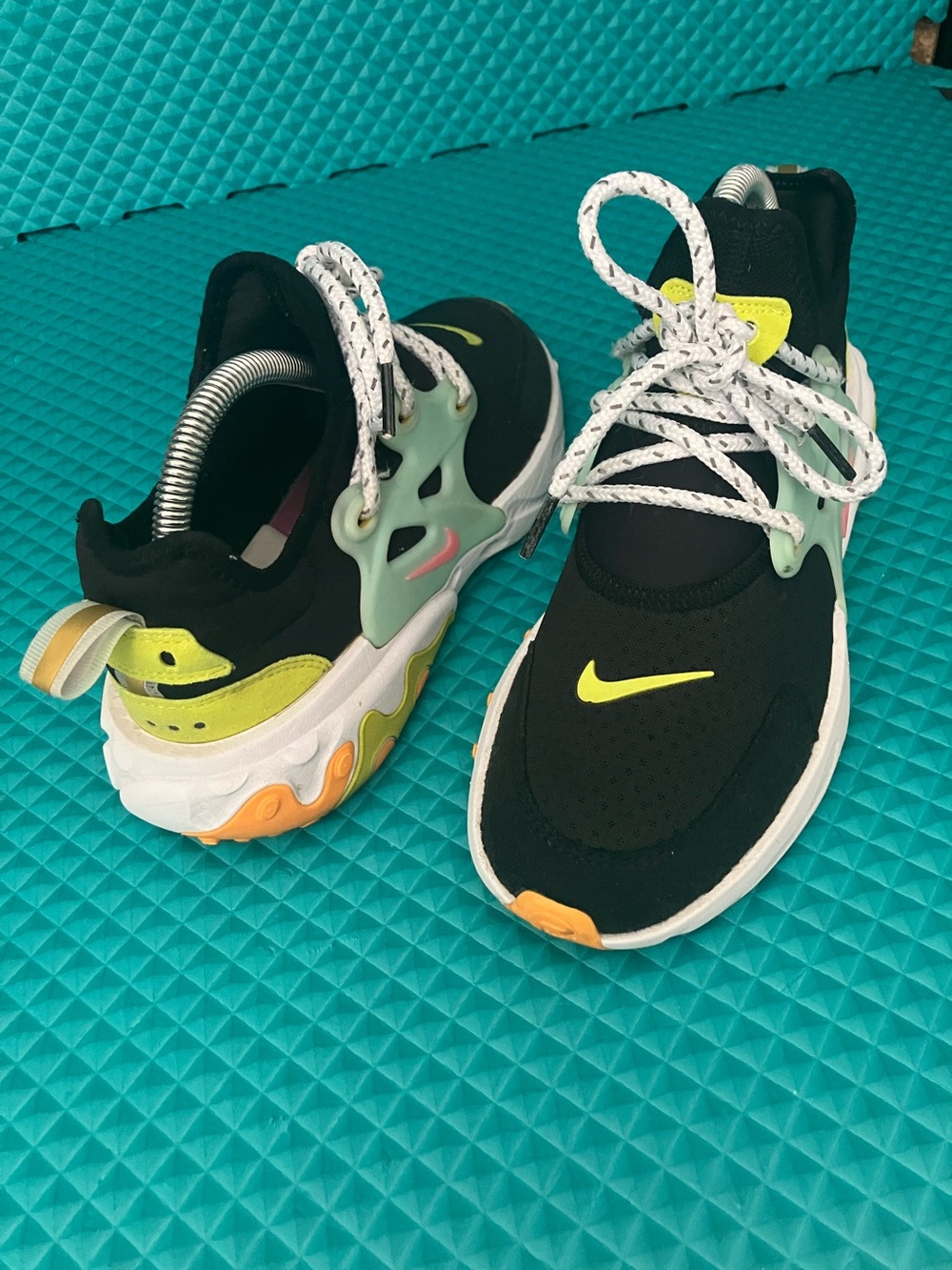 NIKE Big Kids Unisex React Presto 'Beach Day’ Shoes | 6Y